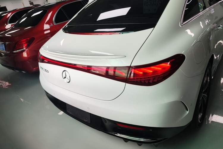 Used Mercedes-Benz EQE 2022 350 Luxury Edition Rear