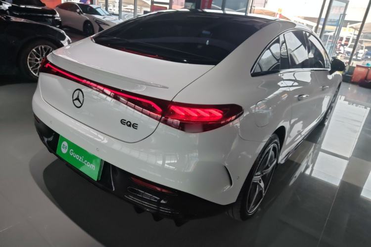 Used Mercedes-Benz EQE 2022 350 First Edition Special Version Rear Right 45 Deg