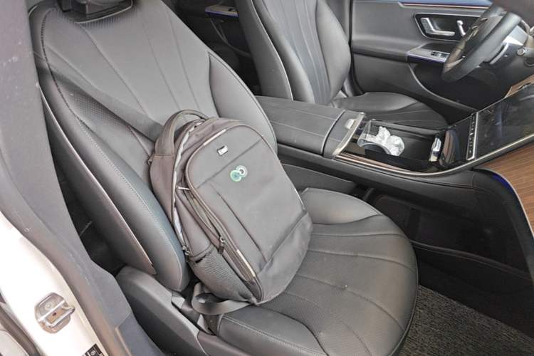 Used Mercedes-Benz EQE 2022 350 Pioneer Edition Right Front Seat