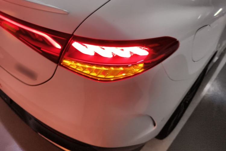 Used Mercedes-Benz EQE 2022 350 Luxury Edition Right Rear Taillight