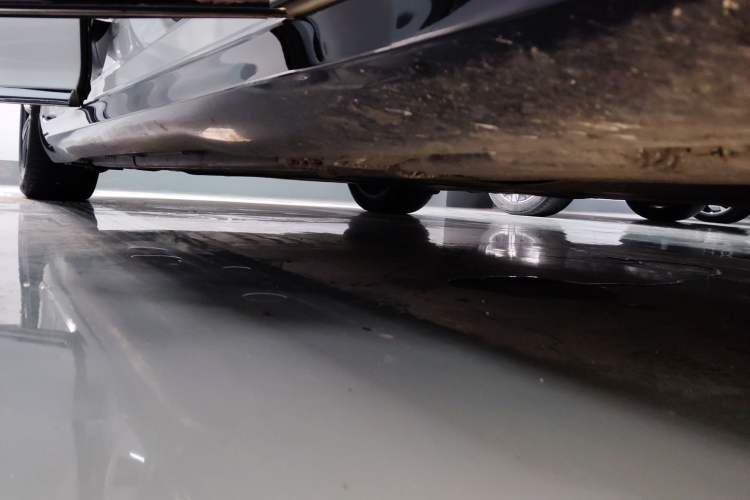 Used Mercedes-Benz EQE 2022 350 Pioneer Edition Right Side Sill