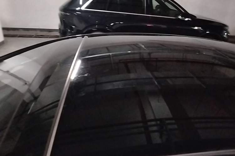 Used Mercedes-Benz EQE 2022 350 Luxury Edition Roof