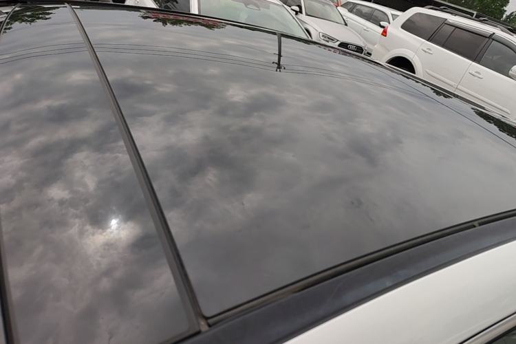 Used Mercedes-Benz EQE 2022 350 Luxury Edition Roof