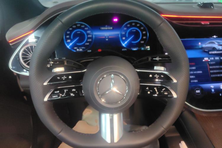 Used Mercedes-Benz EQE 2022 350 Pioneer Edition Steering Wheel