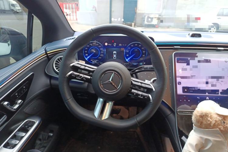 Used Mercedes-Benz EQE 2022 350 First Edition Special Version Steering Wheel