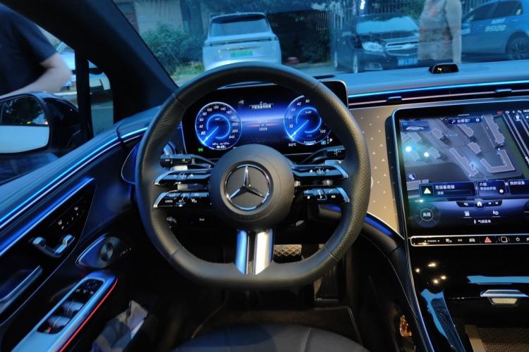 Used Mercedes-Benz EQE 2022 350 First Edition Special Version Steering Wheel