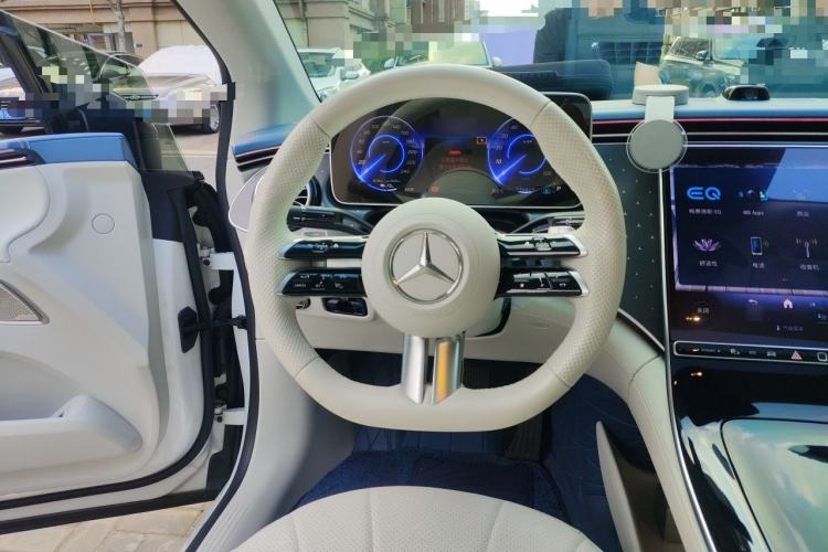 Used Mercedes-Benz EQE 2022 350 First Edition Special Version Steering Wheel