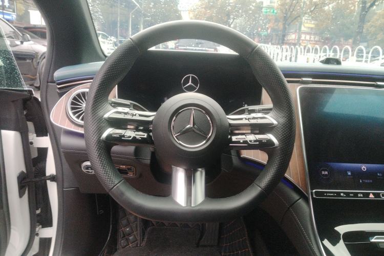 Used Mercedes-Benz EQE 2022 350 Luxury Edition Steering Wheel