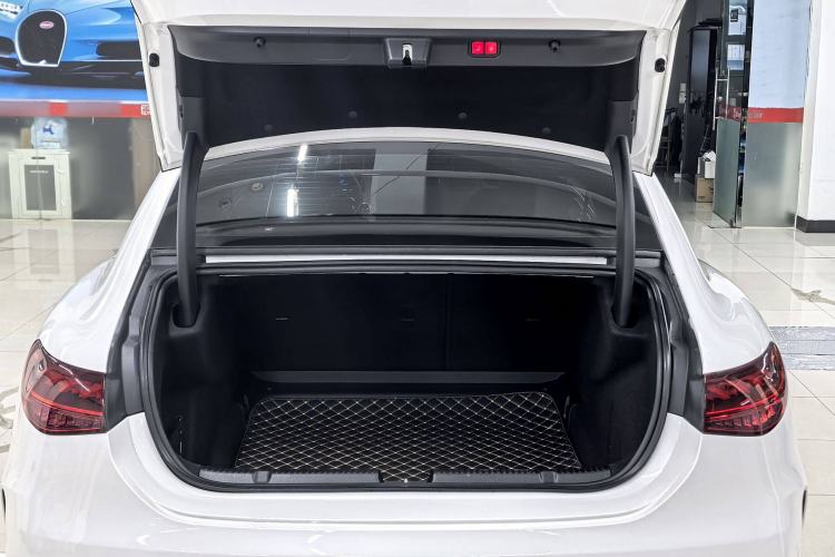 Used Mercedes-Benz EQE 2022 350 Pioneer Edition Trunk