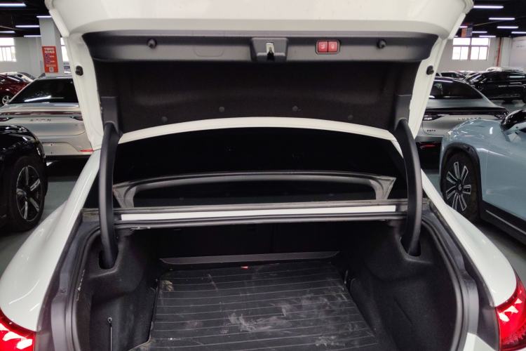 Used Mercedes-Benz EQE 2022 350 Pioneer Edition Trunk
