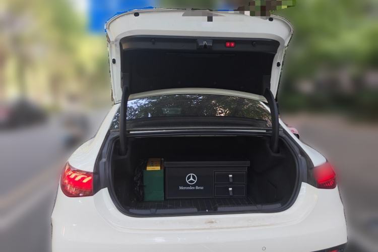 Used Mercedes-Benz EQE 2022 350 Pioneer Edition Trunk