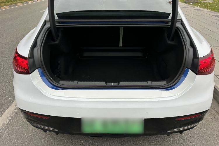 Used Mercedes-Benz EQE 2022 350 First Edition Special Version Trunk