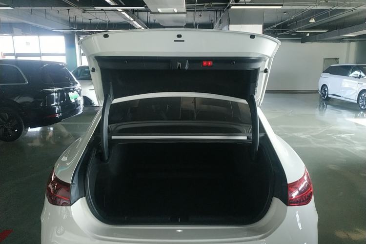 Used Mercedes-Benz EQE 2022 350 Pioneer Edition Trunk