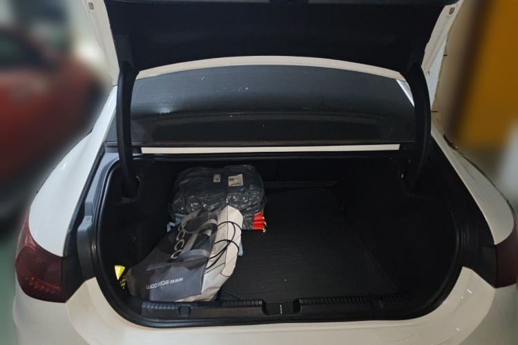 Used Mercedes-Benz EQE 2022 350 Pioneer Edition Trunk