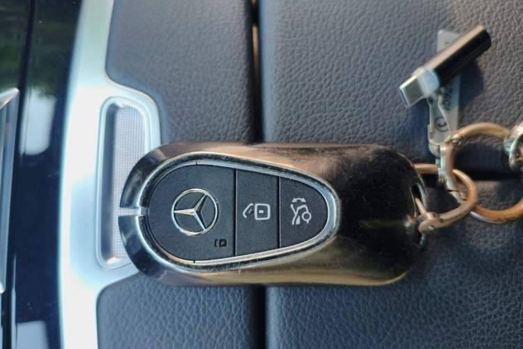Used Mercedes-Benz EQE 2022 350 Luxury Edition Vehicle Key