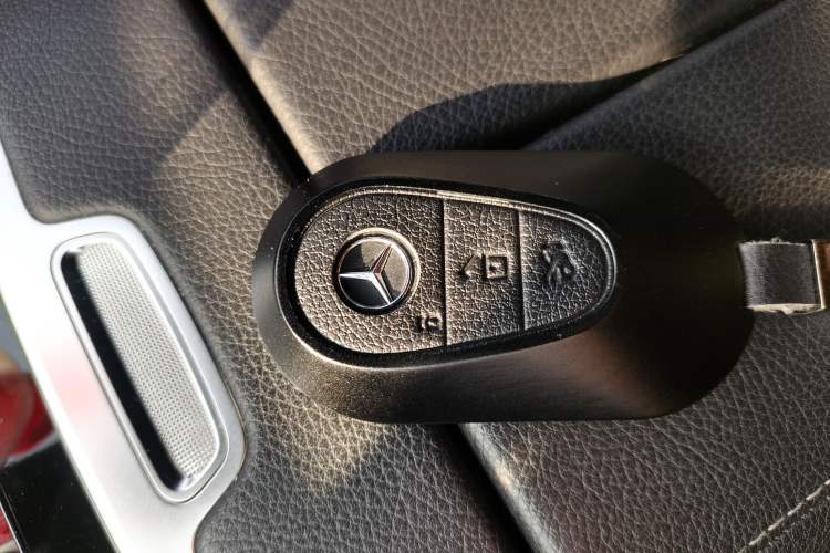 Used Mercedes-Benz EQE 2022 350 Luxury Edition Vehicle Key