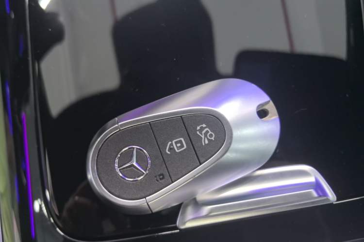 Used Mercedes-Benz EQE 2022 350 First Edition Special Version Vehicle Key