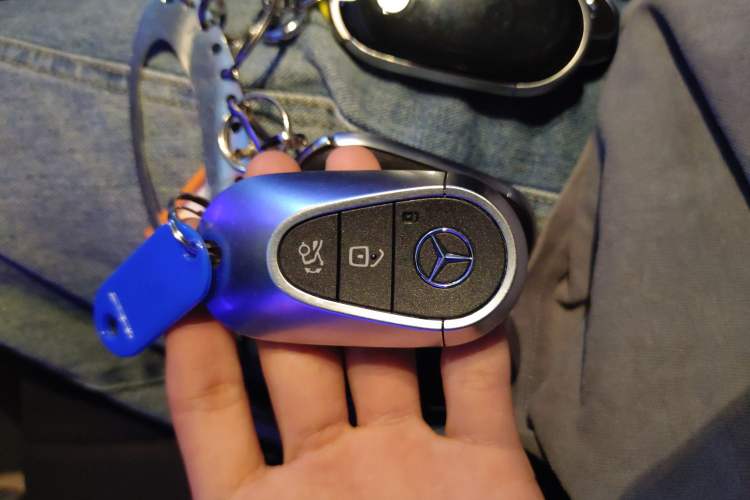 Used Mercedes-Benz EQE 2022 350 First Edition Special Version Vehicle Key
