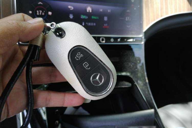 Used Mercedes-Benz EQE 2022 350 Pioneer Edition Vehicle Key