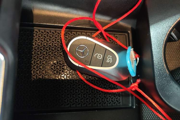 Used Mercedes-Benz EQE 2022 350 Pioneer Edition Vehicle Key