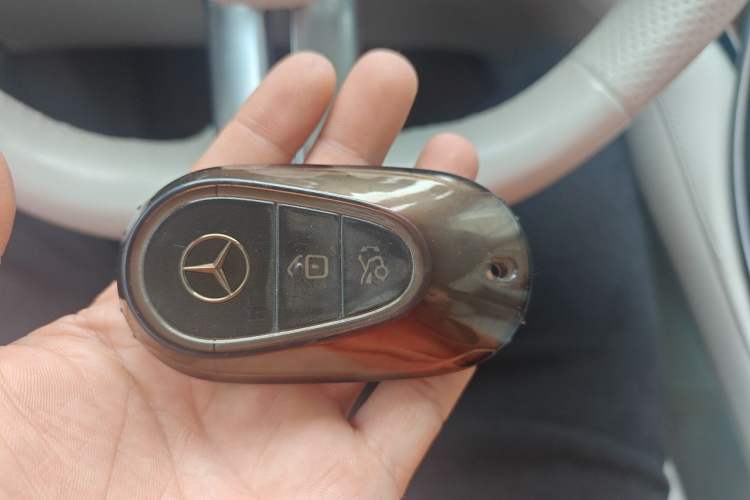Used Mercedes-Benz EQE 2022 350 Luxury Edition Vehicle Key
