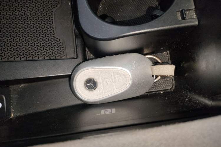 Used Mercedes-Benz EQE 2022 350 First Edition Special Version Vehicle Key