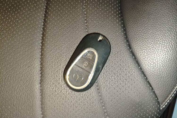 Used Mercedes-Benz EQE 2022 350 Pioneer Edition Vehicle Key