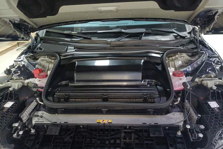 Used Mercedes-Benz EQE 2022 350 First Edition Special Version Engine Bay