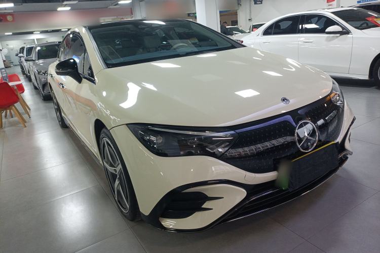 Used Mercedes-Benz EQE 2022 350 First Edition Special Version Exterior 2