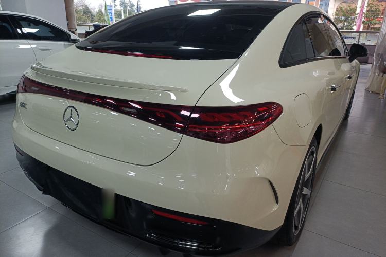 Used Mercedes-Benz EQE 2022 350 First Edition Special Version Exterior 5
