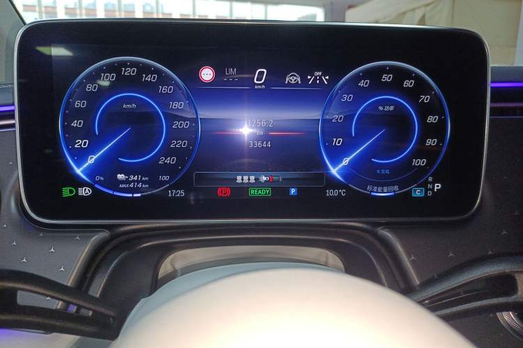 Used Mercedes-Benz EQE 2022 350 First Edition Special Version Instrument Cluster