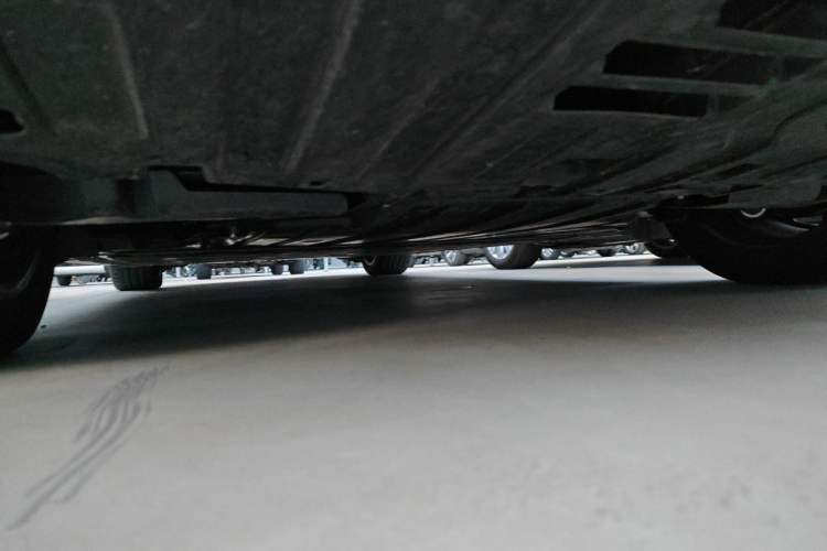 Used Mercedes-Benz EQE 2025 500 4MATIC Pioneer Edition Chassis Rear Left