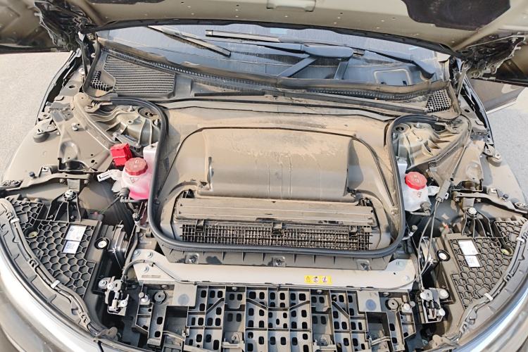 Used Mercedes-Benz EQE 2025 500 4MATIC Pioneer Edition Engine Bay
