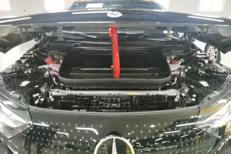 Used Mercedes-Benz EQE 2025 500 4MATIC Pioneer Edition Engine Bay