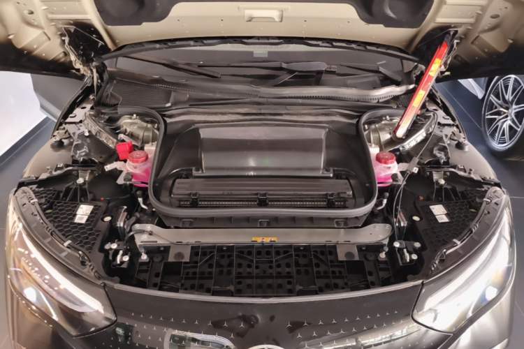Used Mercedes-Benz EQE 2025 500 4MATIC Pioneer Edition Engine Bay