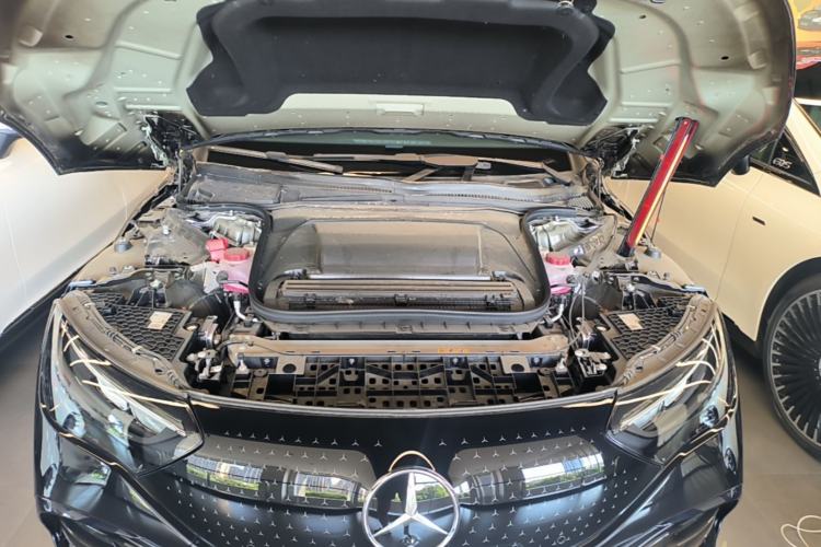 Used Mercedes-Benz EQE 2025 500 4MATIC Pioneer Edition Engine Bay