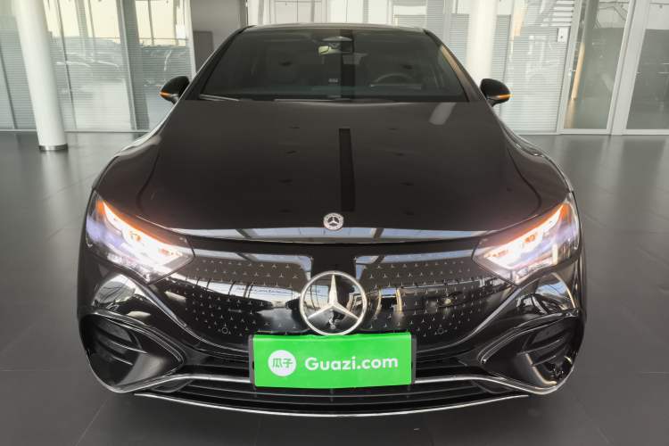 Used Mercedes-Benz EQE 2025 500 4MATIC Pioneer Edition Exterior 1