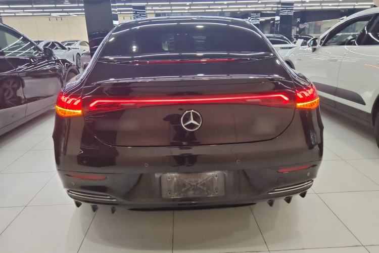 Used Mercedes-Benz EQE 2025 500 4MATIC Pioneer Edition Exterior 4