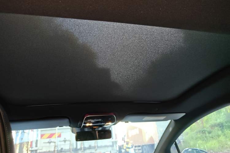 Used Mercedes-Benz EQE 2025 500 4MATIC Flagship Edition Headliner