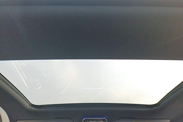 Used Mercedes-Benz EQE 2025 500 4MATIC Pioneer Edition Headliner