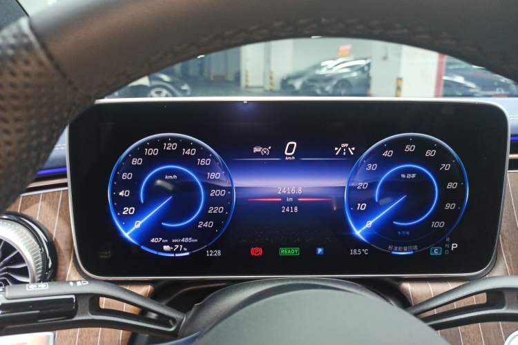 Used Mercedes-Benz EQE 2025 500 4MATIC Pioneer Edition Instrument Cluster