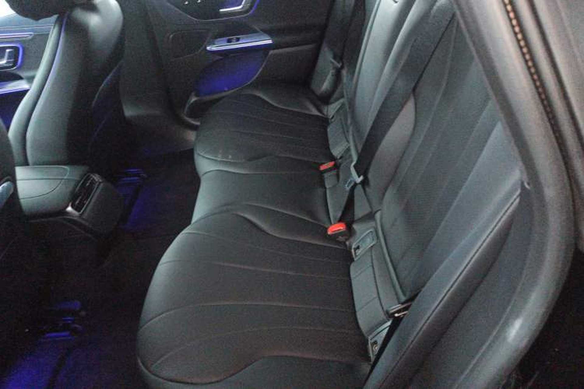 Used Mercedes-Benz EQE 2025 500 4MATIC Luxury Edition Left Rear Seat