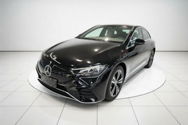 Mercedes-Benz EQE 2025 500 4MATIC Pioneer Edition مستعملة