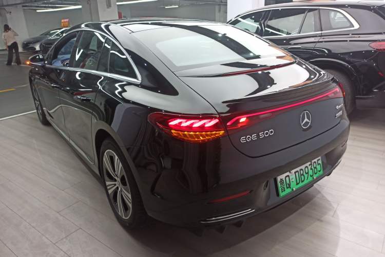 Used Mercedes-Benz EQE 2025 500 4MATIC Pioneer Edition Rear Left 45 Deg