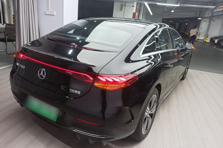 Used Mercedes-Benz EQE 2025 500 4MATIC Pioneer Edition Rear Right 45 Deg