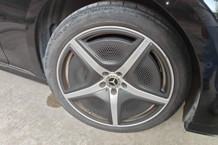 Used Mercedes-Benz EQE 2025 500 4MATIC Flagship Edition Right Front Wheel Hub