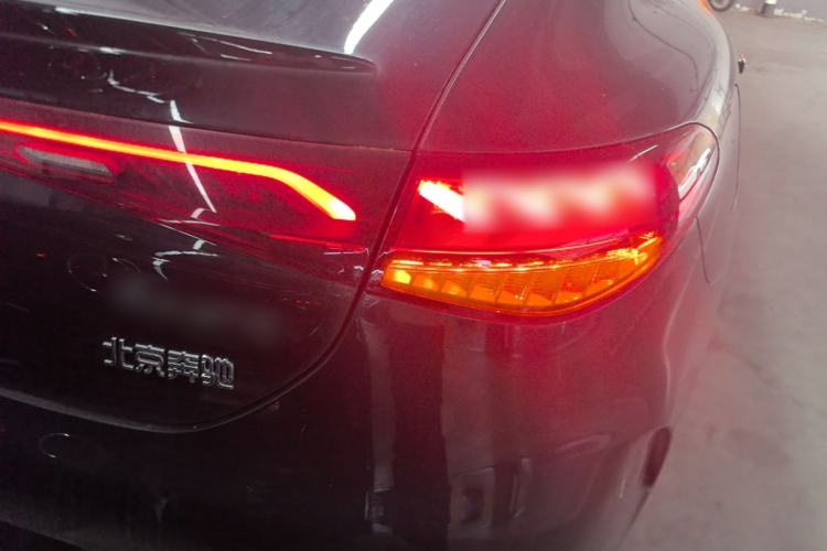 Used Mercedes-Benz EQE 2025 500 4MATIC Pioneer Edition Right Rear Taillight