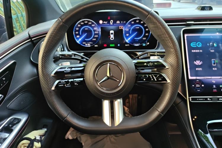 Used Mercedes-Benz EQE 2025 500 4MATIC Flagship Edition Steering Wheel