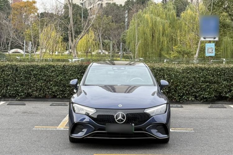 Used Mercedes-Benz EQE 2025 500 4MATIC Luxury Edition Exterior 3
