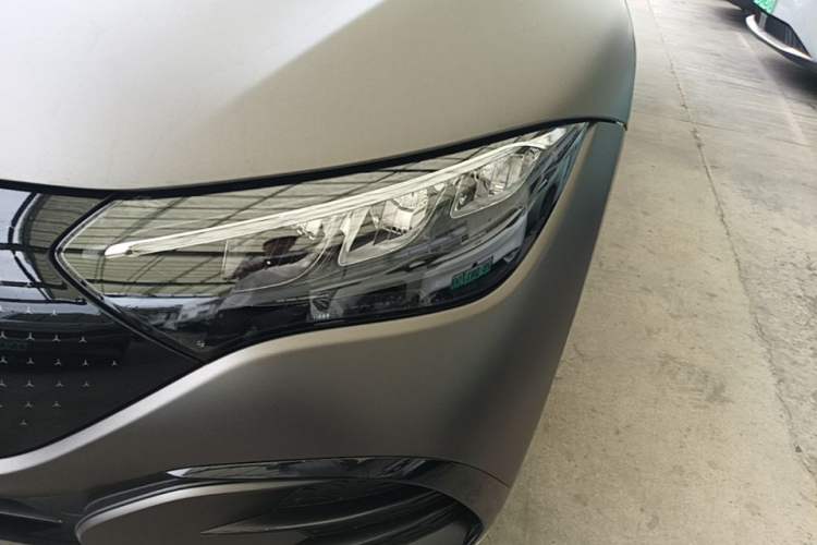 Used Mercedes-Benz EQE 2025 500 4MATIC Pioneer Edition Left Front Headlight